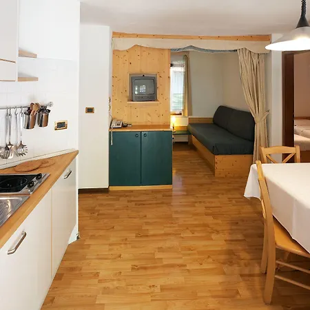 Club Del Sole Tenuta Primero Family Üdülőközpont 4*